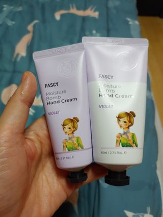 파시 FASCY 高保湿ハンドクリーム40ml+80ml セット — 4.5점을 준 리뷰어가 2021년 6월 올린 사용 사진