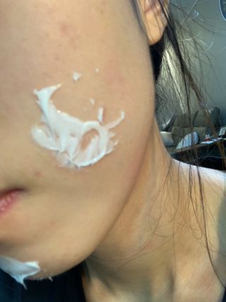 자민경 크레마카라콜 울트라 프로폴리스 하이드라 인텐스 크림 50ml — 5점을 준 리뷰어가 2021년 1월 올린 사용 사진