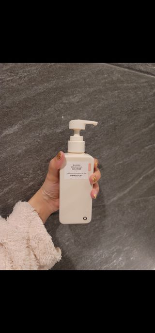 로우퀘스트 베리어 인핸싱 클렌저 190ml — 1점을 준 리뷰어가 2023년 11월 올린 사용 사진