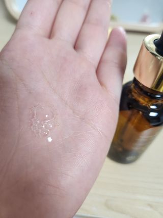 스킨큐어 산다화 비타민c 화이트닝 에센스 30ml — 4점을 준 리뷰어가 2023년 7월 올린 사용 사진