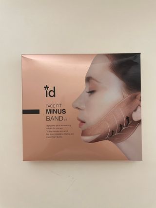 아이디플라코스메틱 아이디 페이스핏 마이너스 밴드 v2 — 3.5점을 준 리뷰어가 2021년 6월 올린 사용 사진