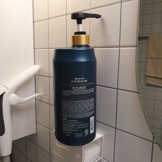 [포레스트스토리] 탈모증상완화 샴푸 1,000ml — 5점을 준 리뷰어가 2022년 3월 올린 사용 사진