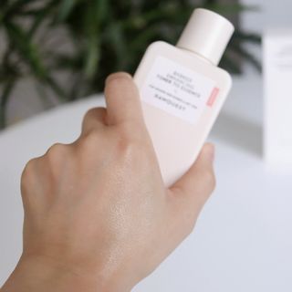 로우퀘스트 베리어 인핸싱 토너투에센스 200ml — 5점을 준 리뷰어가 2023년 10월 올린 사용 사진