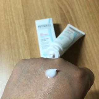피지오겔 레드수딩 시카밸런스 크림 50ml — 4.5점을 준 리뷰어가 2022년 4월 올린 사용 사진