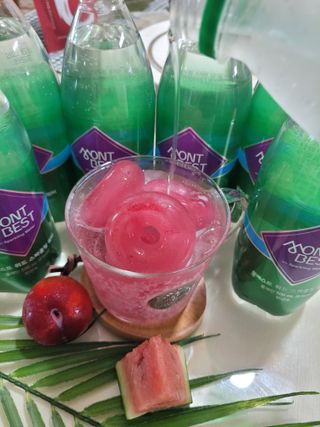 몽베스트 Montbest with Sparkling water Plain 20병 — 5점을 준 리뷰어가 2022년 7월 올린 사용 사진