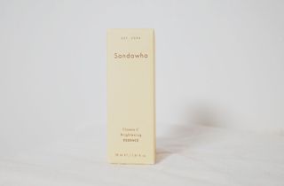 스킨큐어 산다화 비타민c 화이트닝 에센스 30ml — 4.5점을 준 리뷰어가 2023년 7월 올린 사용 사진