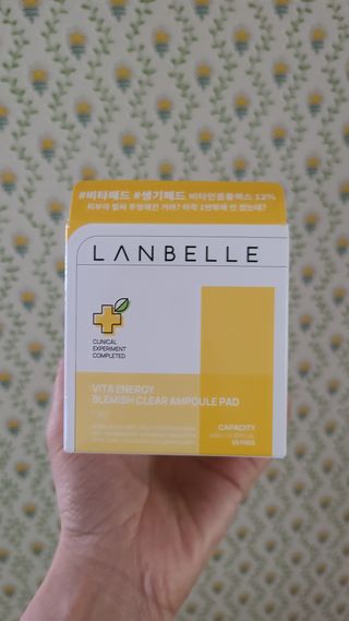 랑벨 비타 에너지 잡티 앰플 패드 65매 (투명하고 밝은 얼굴 광채패드) — 5점을 준 리뷰어가 2022년 6월 올린 사용 사진