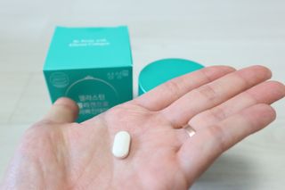 체인미 엘라스틴 콜라겐으로 이뻐진데이 500mg x 30정 — 4점을 준 리뷰어가 2021년 12월 올린 사용 사진