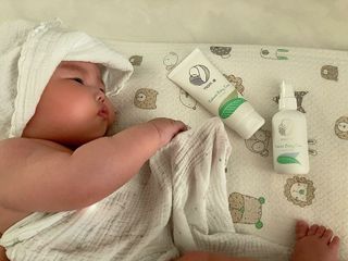 mom e 맘이 내추럴 베이비 케어 크림+바디오일 — 5점을 준 리뷰어가 2021년 1월 올린 사용 사진
