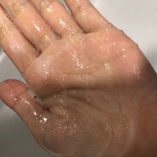 프리마인 더이상 뻣뻣하고 효과없는 탈모샴푸는 NO. 근본부터 케어하는 셀베이스 그린티샴푸(500ml) — 리뷰어가 2023년 2월 올린 사용 사진