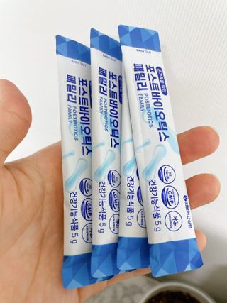 서울약사신협_포스트바이오틱스패밀리_5g x 100포 — 5점을 준 리뷰어가 2021년 3월 올린 사용 사진