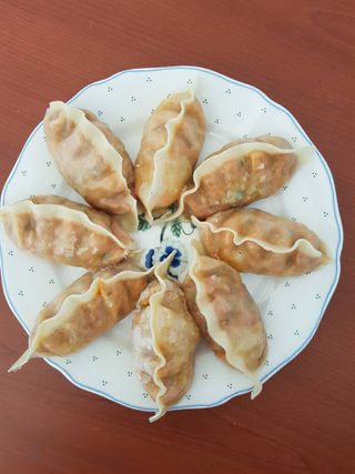 삼양냉동 [삼양] 얇은피불닭왕교자+얇은피까르보불닭왕교자 총4팩 — 4점을 준 리뷰어가 2021년 2월 올린 사용 사진