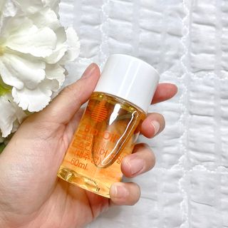 바이오오일 [바이오-오일] 스킨케어 오일 내추럴 60ml — 5점을 준 리뷰어가 2021년 10월 올린 사용 사진