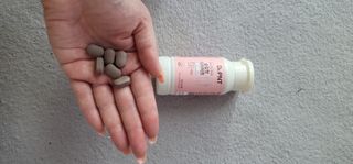 닥터피엔티 [Dr.PNT] 하루 2알로 건강한 다이어트! 한겨울에도 체지방만 쏙~ 슬림핏 다이어트 — 5점을 준 리뷰어가 2023년 3월 올린 사용 사진