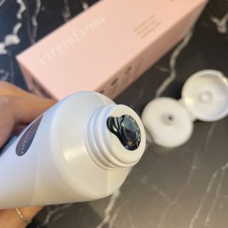 냉장고에 넣어요, 붉은 트러블 피부 다음날 진정되요 [버진팜스 푸딩수딩아토] — 5점을 준 리뷰어가 2021년 8월 올린 사용 사진