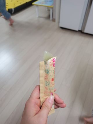 다나음 셀렌에 빠진 아연면역젤리 열대과일맛+사과맛 — 5점을 준 리뷰어가 2021년 2월 올린 사용 사진