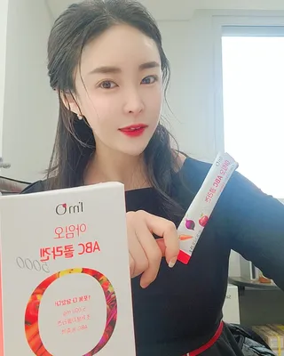 아임오 ABC 콜라겐 젤리 14포 — 5점을 준 리뷰어가 2022년 2월 올린 사용 사진