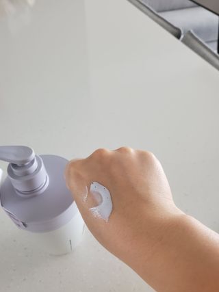 벨먼 내추럴 스파 머드레티놀 바디워시(그린로즈, 미드나잇 피오니) — 5점을 준 리뷰어가 2022년 5월 올린 사용 사진