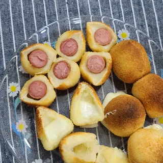 Dog&Ball 독앤볼 [Dog&Ball] 미니찹쌀볼도그 찹쌀치즈볼 — 5점을 준 리뷰어가 2021년 8월 올린 사용 사진