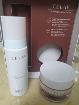 프리마인 바르기만 하면 철벽 스킨케어+24시간 마스크팩 효과. 셀라브 리제너레이팅 시스템 부스터+크림 세트 — 5점을 준 리뷰어가 2023년 4월 올린 사용 사진