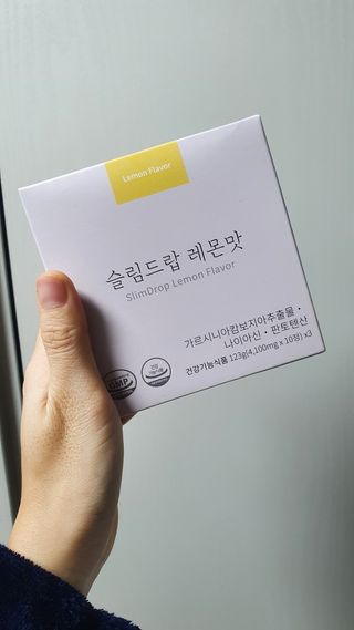 [슬림드랍] 건기식 다이어트 보조제 겸 비타민 — 5점을 준 리뷰어가 2021년 12월 올린 사용 사진