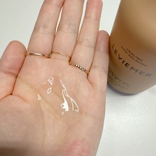 나노힐 르비에메르 소이 샴푸 300ml 구매평 — 5점을 준 리뷰어가 2024년 7월 올린 사용 사진