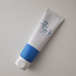 [심폐소생소] 무불소 임산부 천연 치약 — 4점을 준 리뷰어가 2021년 12월 올린 사용 사진