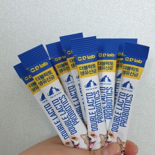 씨디랩 구강에서 장까지 한 번에 관리하는 더블락토 강아지 고양이 유산균 — 5점을 준 리뷰어가 2021년 6월 올린 사용 사진
