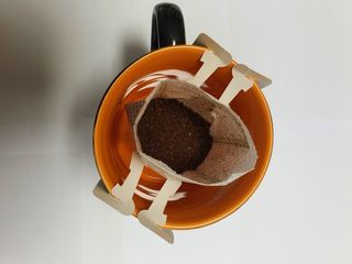 도이퉁 드립백 커피 60g 다크로스트 미디움로스트 — 5점을 준 리뷰어가 2021년 3월 올린 사용 사진