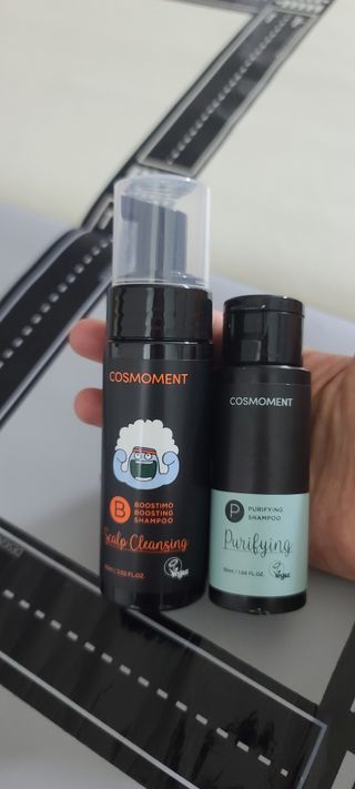 코스모먼트 부스티모 부스팅샴푸60ml + 비듬세정 진정샴푸50ml — 5점을 준 리뷰어가 2021년 11월 올린 사용 사진