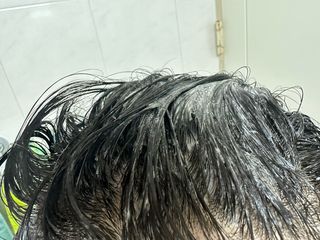 딸로 맥주효모 두피스케일러 / 각질&노폐물 타파 두피 딥-클렌징 — 5점을 준 리뷰어가 2023년 7월 올린 사용 사진