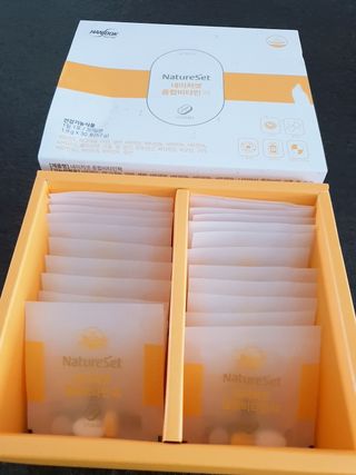네이처셋 멀티비타민 종합비타민팩 1개월분 — 5점을 준 리뷰어가 2021년 6월 올린 사용 사진