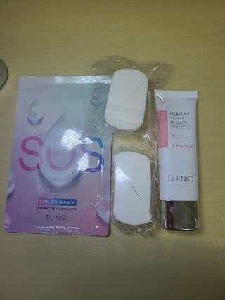 뷰니오 더마플러스 카밍 비비크림 — 5점을 준 리뷰어가 2021년 1월 올린 사용 사진