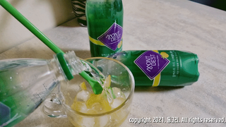 몽베스트 Montbest with Sparkling water Lemon OR Lime 20병(랜덤) — 5점을 준 리뷰어가 2021년 10월 올린 사용 사진