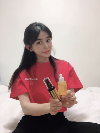 체르엠 비타민 브라이트닝 에센스 + 콜라겐앰플 세트 — 5점을 준 리뷰어가 2021년 8월 올린 사용 사진