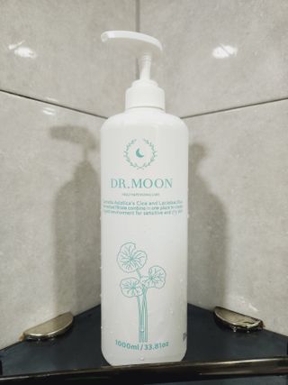 [닥터문] 센텔라 시카케어 화이트머스크 바디워시 1000ml — 5점을 준 리뷰어가 2023년 7월 올린 사용 사진