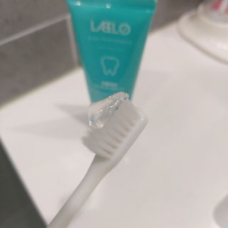 치과에서 쓰는 치약 _ 라벨제로 저불소 꼬마, 키즈, 유아, 베이비, 주니어 안전한 어린이치약 — 5점을 준 리뷰어가 2022년 12월 올린 사용 사진