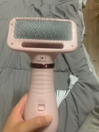 아베크 펫 강아지 고양이 애견 에어 브러쉬 드라이기 올인원 — 4점을 준 리뷰어가 2021년 7월 올린 사용 사진
