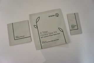 태그스킨 4스텝 주름개선 피부미백 영양 마스크팩 3개 세트(최신버전) — 4.5점을 준 리뷰어가 2022년 4월 올린 사용 사진