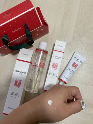 엘리샤코이 테트라포스 홀리데이 에디션 — 5점을 준 리뷰어가 2020년 12월 올린 사용 사진