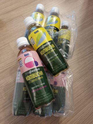 더그레잇티 콤부차 300ml *12개입 (오리지널 6개+베리리치 6개) — 5점을 준 리뷰어가 2022년 7월 올린 사용 사진