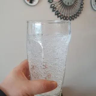 몽베스트 Montbest with Sparkling water Lime20병 — 5점을 준 리뷰어가 2023년 2월 올린 사용 사진