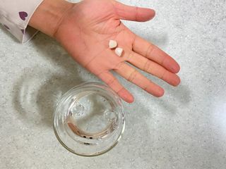 짱스마일 락토페린 프리미엄 정 1000ml x 60정 — 5점을 준 리뷰어가 2022년 12월 올린 사용 사진