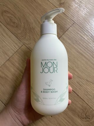 토박스코리아 몽쥬르 유아 샴푸앤워시 300ml — 4점을 준 리뷰어가 2021년 5월 올린 사용 사진