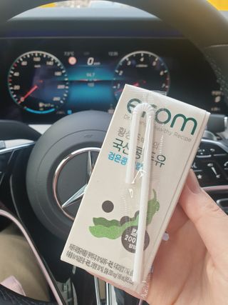 이롬 erom 황성주박사의 국산콩 두유 검은콩 고칼슘 — 5점을 준 리뷰어가 2020년 12월 올린 사용 사진