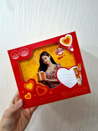 광동생활건강 [광동] 비타500데일리스틱 크리스마스 에디션 60포+20포 추가 증정&쇼핑백+스티커 gift — 4.5점을 준 리뷰어가 2021년 12월 올린 사용 사진