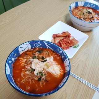 [풀무원] 자연은맛있다 정면, 백면, 홍면  세트 — 5점을 준 리뷰어가 2021년 4월 올린 사용 사진