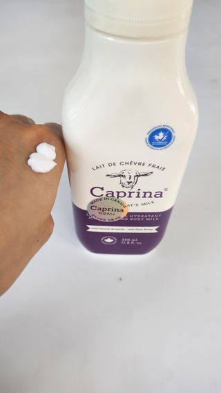 [카프리나]프레쉬 산양밀크 어메이징 바디로션 350ml (시어버터 향) — 3점을 준 리뷰어가 2023년 6월 올린 사용 사진