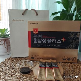 서울약사신협_투데이홍삼정플러스스틱_10g x 30포 — 5점을 준 리뷰어가 2021년 7월 올린 사용 사진