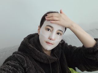 101스킨 영앤리치 하이드로겔 마스크팩 — 5점을 준 리뷰어가 2021년 2월 올린 사용 사진
